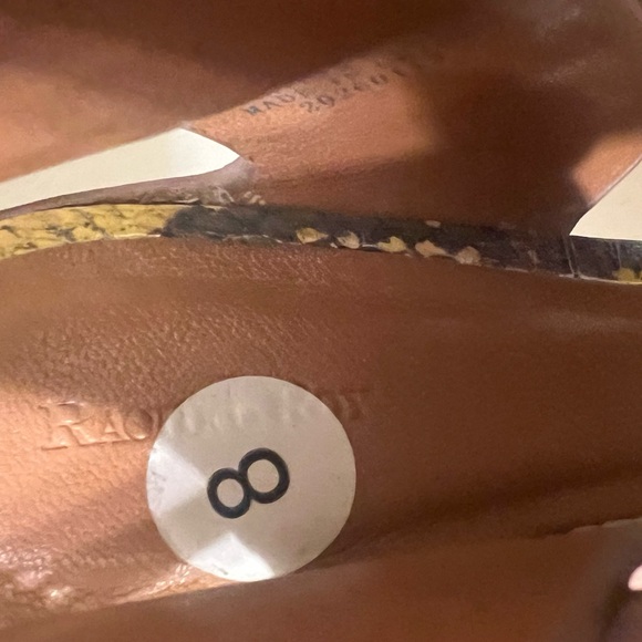 Rachel Roy Brown Leather Sandals with Patterned Trim. Size 8. Very Comfortable - Picture 4 of 6